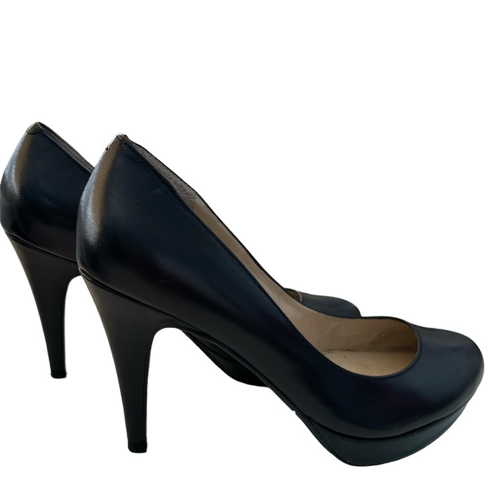 MARC FISHER Black Platform Pump Size 7M